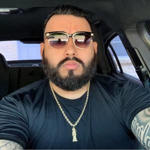 Meet your Posher, Omar